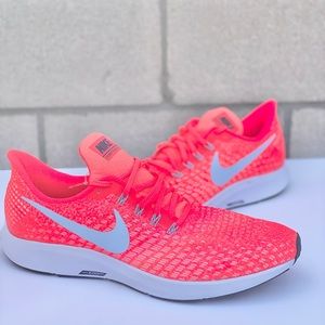 Nike Air Zoom Pegasus 35 Style 942851-600 Crimson